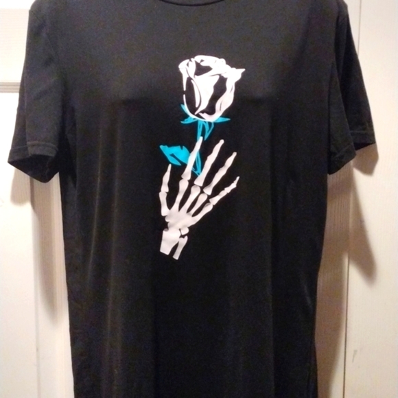 Shein Gothic Tee M - Picture 2 of 4